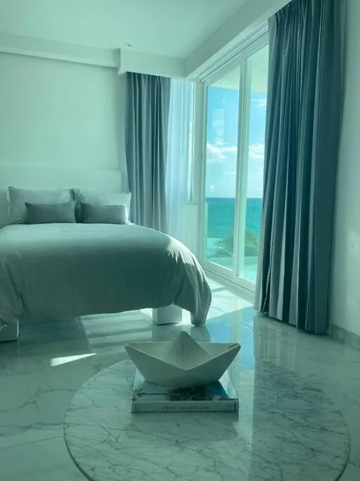 Beachfront Suite Deluxe -Best Ocean View, Resort With Beach, Gym And Spa Cancun 0*,
