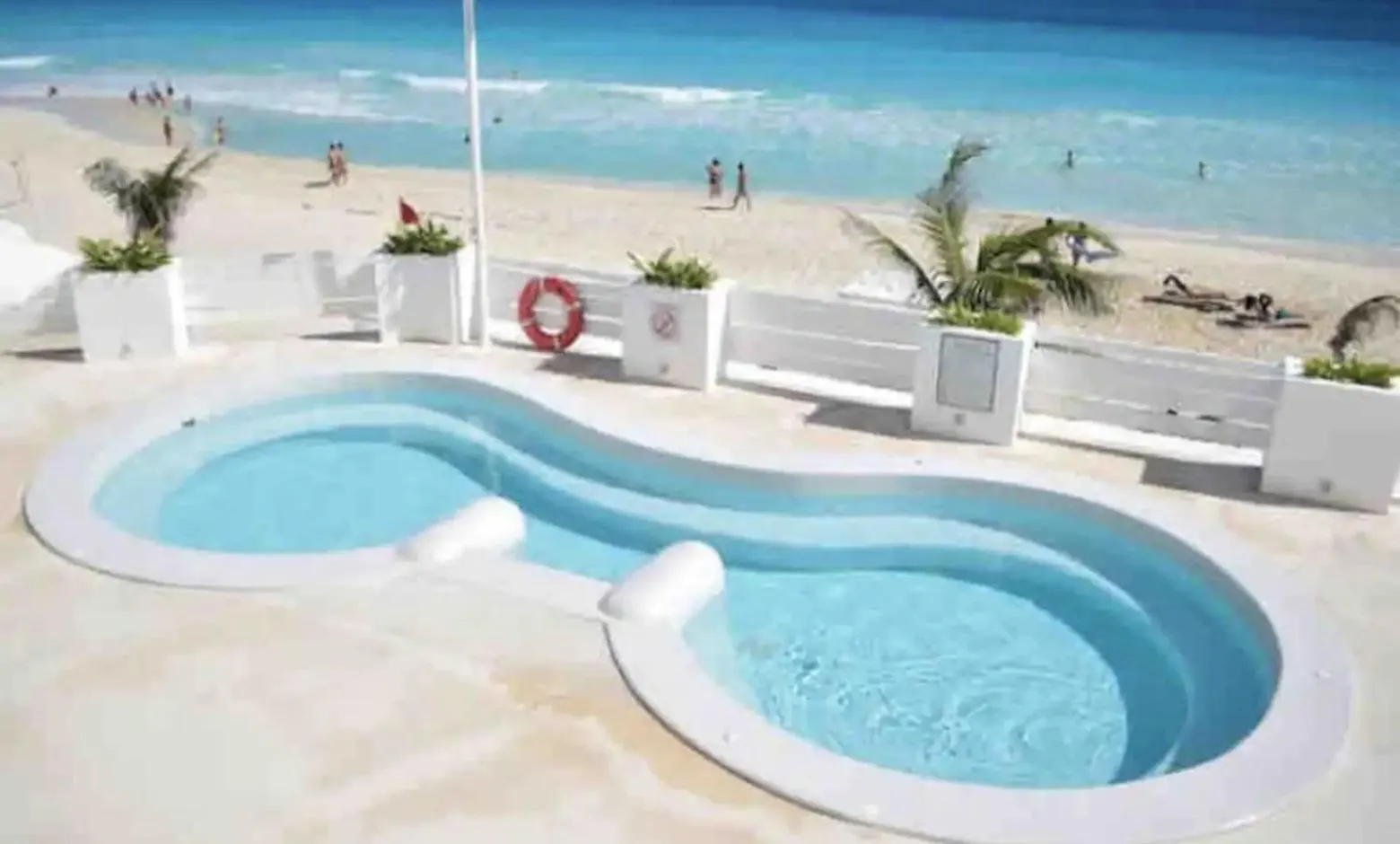 Beachfront Suite Deluxe -Best Ocean View, Resort With Beach, Gym And Spa Cancun 0*,  Mexico