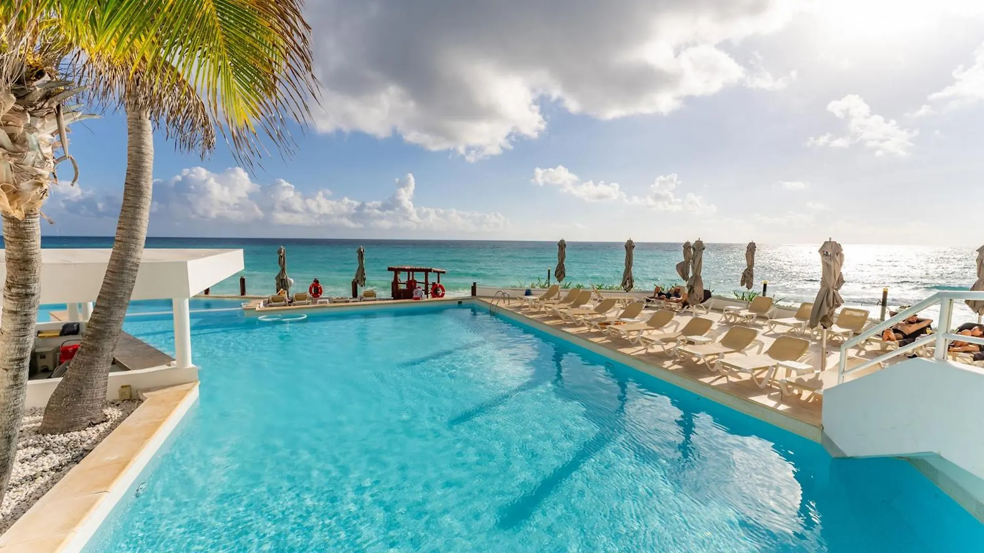 Beachfront Suite Deluxe -Best Ocean View, Resort With Beach, Gym And Spa Cancún