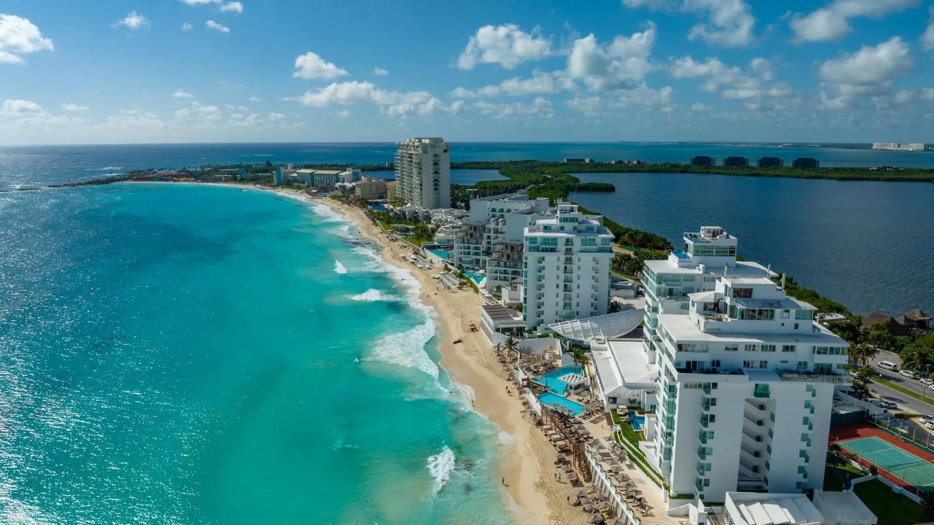 Apartamento Beachfront Suite Deluxe -Best Ocean View, Resort With Beach, Gym And Spa Cancún